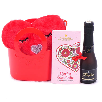 03000084_kunststoff-geschenktasche-mit-pluschherz
