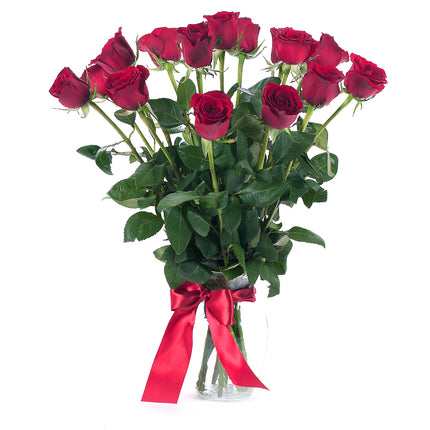 03000488_diy-rote-schnittrosen-fur-die-vase