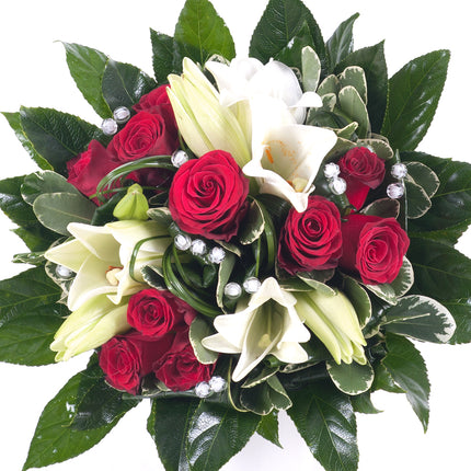 03000583_elite-rote-rosen-und-weisse-lilien