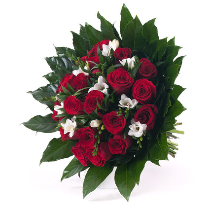 03000584_elite-rote-rosen-und-freesien