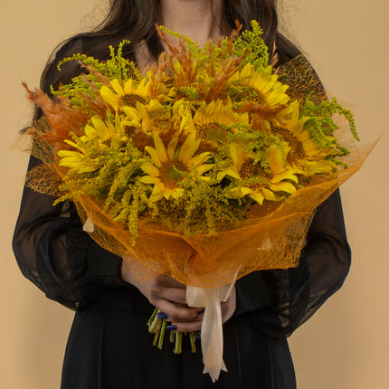 03001117_strauss-letana-21-mit-sonnenblumen