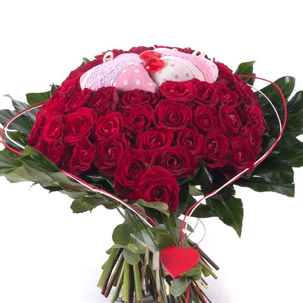 03001479_herz-aus-roten-rosen-mit-herzen