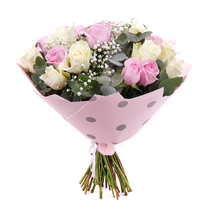 03001501_sweet-weisse-und-rosa-rosen-mit-eukalyptus