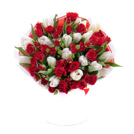 03001513_sweet-weisse-tulpen-und-rote-sprayrosen