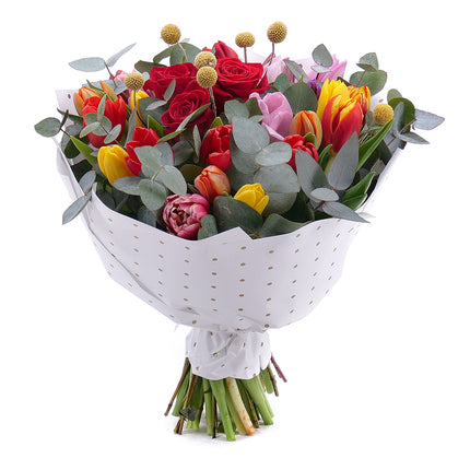 03001539_sweet-rote-rosen-und-bunte-tulpen