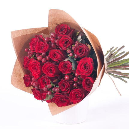 03001540_sweet-rote-rosen-und-hypericum
