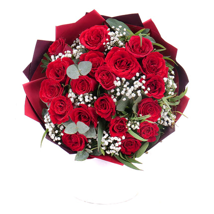 03001546_sweet-rote-rosen-mit-schleierkraut