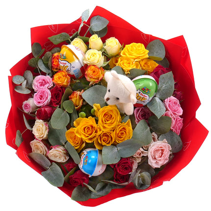 03001813_kinderstrauss-mit-farbigen-sprayrosen-bar-und-kinder-joy