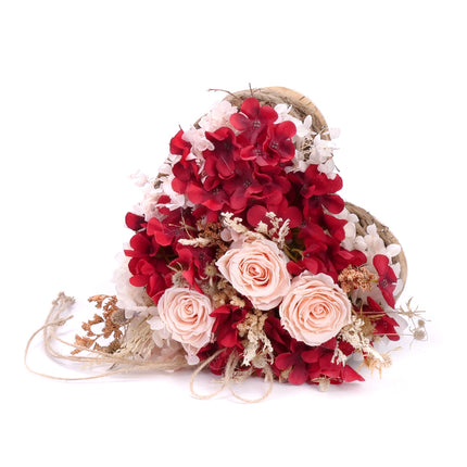 03001851_in-eterno-weidenherz-mit-praparierten-rosen-hortensie-und-strandflieder
