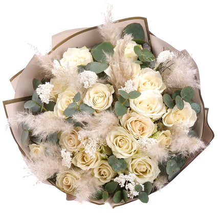 03001985_sweet-weisse-rosen-ozothamnus-und-eukalyptus