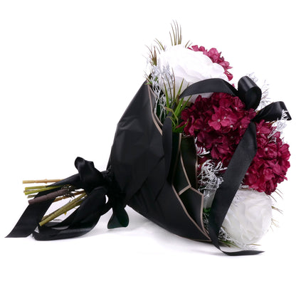 03002022_irigo-trauerstrauss-mit-bordeauxroten-hortensien-rosen-und-strandflieder