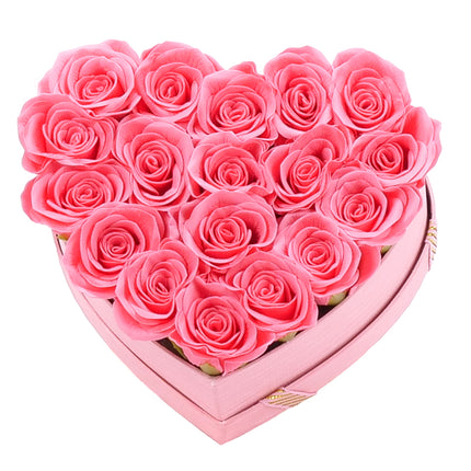 03002052_irigo-rosa-herzbox-s-mit-18-parfume-duftrosen