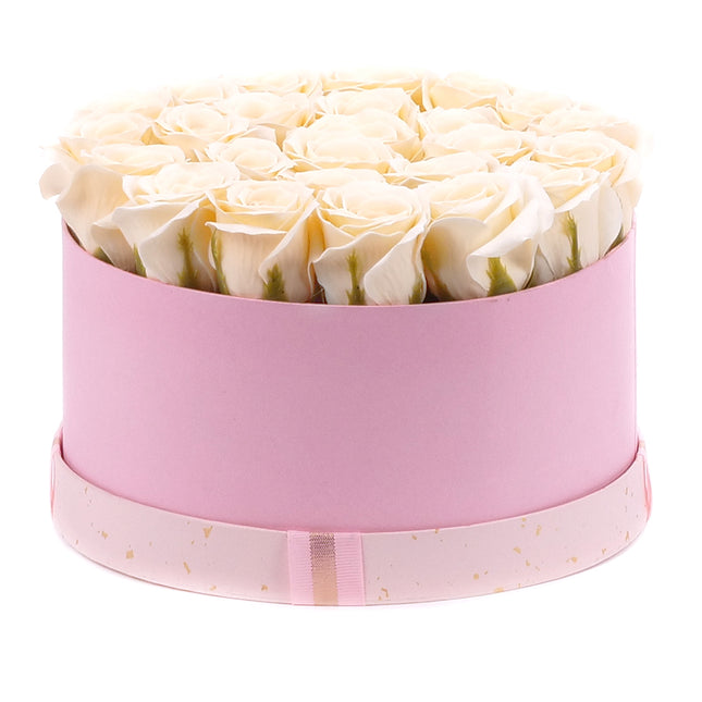03002053_irigo-runde-rosa-box-l-mit-25-parfume-duftrosen