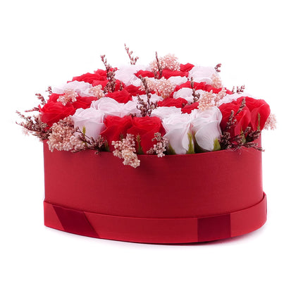 03002057_irigo-rote-herzbox-m-mit-39-parfume-duftrosen-und-strandflieder