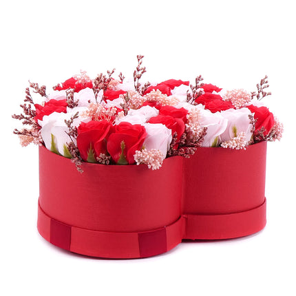 03002057_irigo-rote-herzbox-m-mit-39-parfume-duftrosen-und-strandflieder