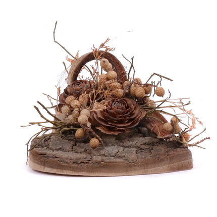 03002061_irigo-kleines-holzherz-mit-braunen-blumen-und-dekorationen