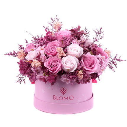 03002063_irigo-rosa-blomo-box-m-mit-15-parfume-duftrosen-hortensie-strandflieder-und-ozothamnus