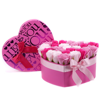 03002064_irigo-cyclamenfarbenes-herz-i-love-you-l-mit-27-parfume-duftrosen-im-mix