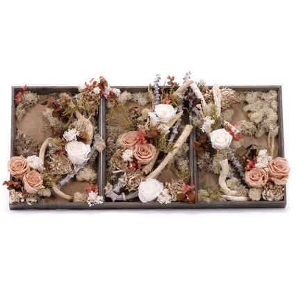 03002090_trio-praparierter-moosbilder-mit-in-eterno-rosen-und-dekorationen