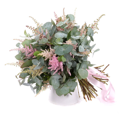03002104_naturstrauss-aus-eukalyptus-und-astilbe