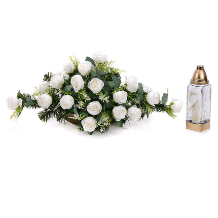 03002132_trauergesteck-irigo-mit-weissen-rosen-und-einer-gedenkkerze