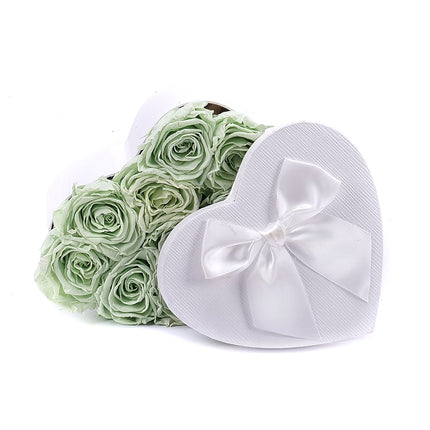 03100480_in-eterno-weisses-herz-s-mit-10-rosen-lime-green