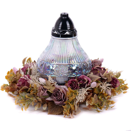 03101514_irigo-trauerkranz-mit-glasgrablicht-und-violetten-blumen