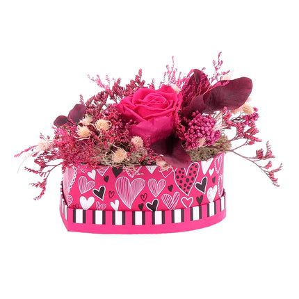 03101537_in-eterno-cyclamfarbenes-herz-s-mit-praparierter-rose-monalisa-pink-framboise