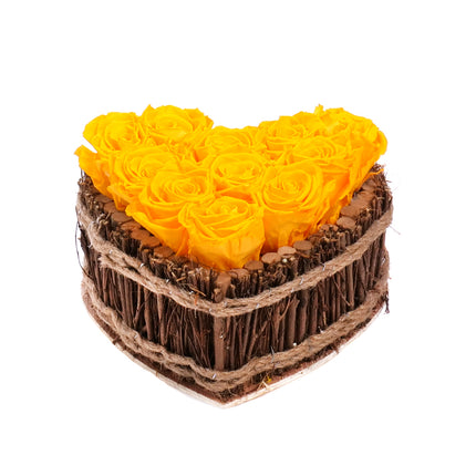 03101548_in-eterno-weidenherz-mit-11-rosen-monalisa-saffron-yellow