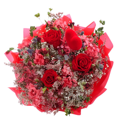 03101558_irigo-trockenstrauss-mit-praparierten-rosen-monalisa-red-und-herz
