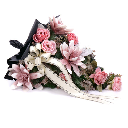 10000263_irigo-trauerstrauss-mit-schaumstoffblumen-und-rosen